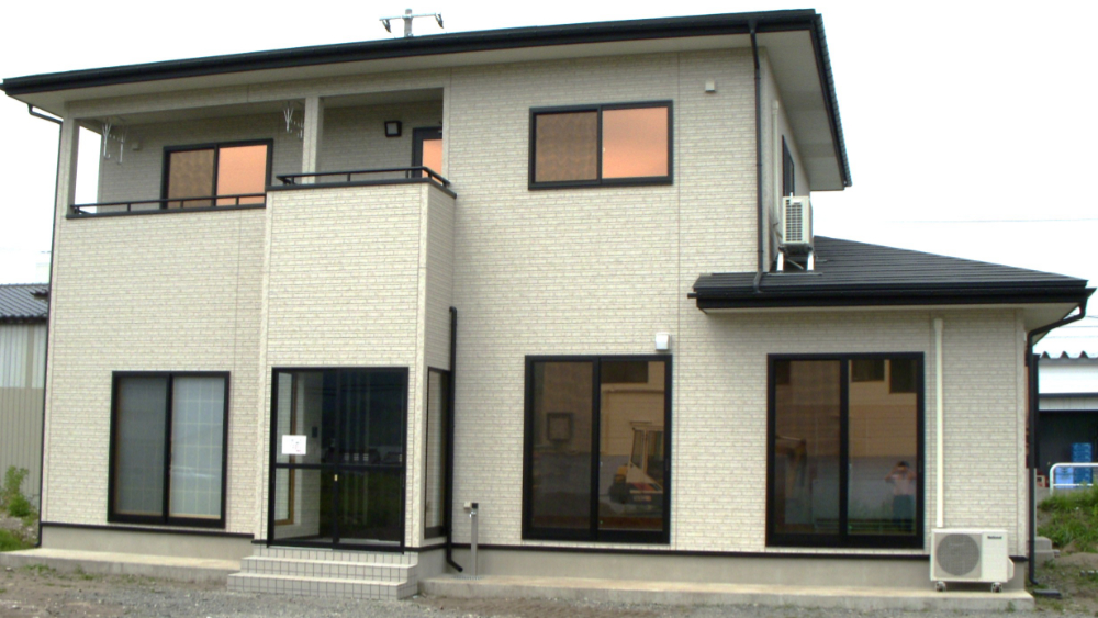 新築施工事例外観 松崎町