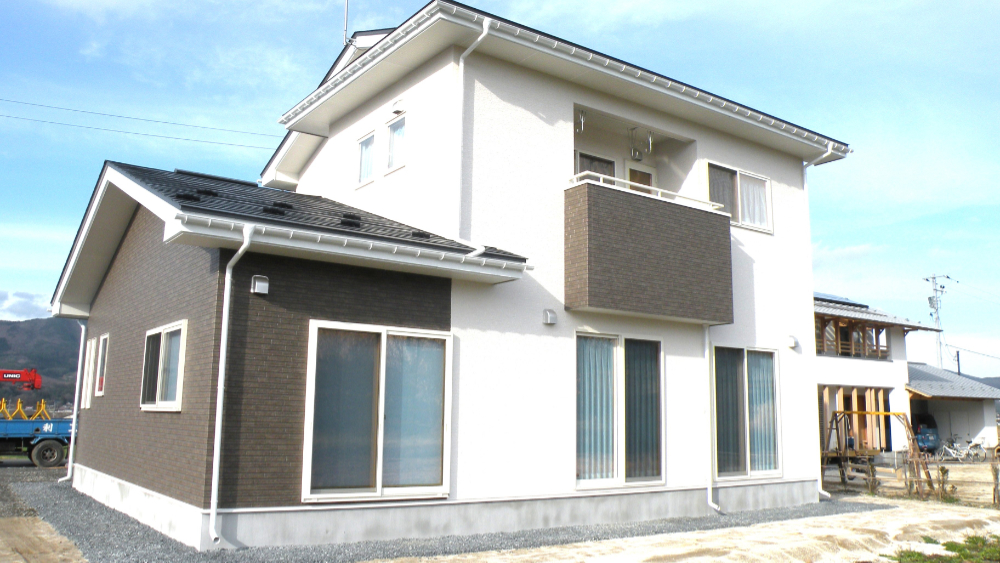 新築施工事例外観 松崎町