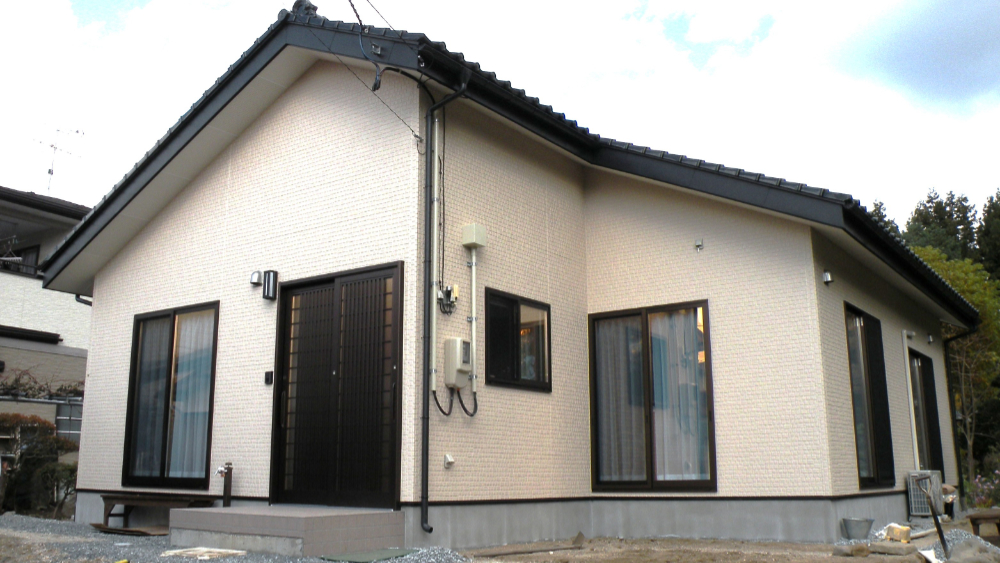 新築施工事例外観 松崎町